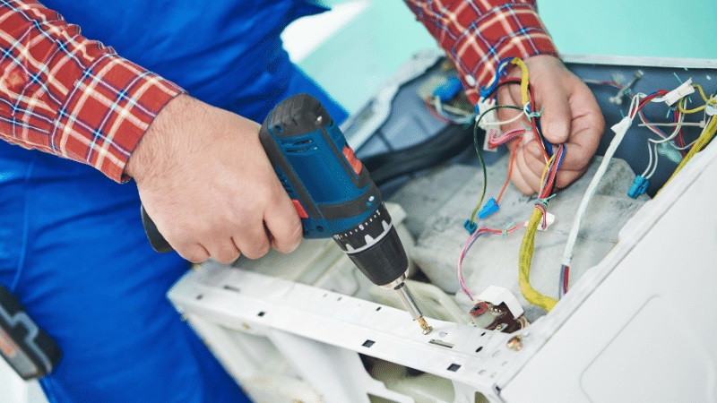 Gaziosmanpaşa Westinghouse Westinghouse çamaşır makinesi kart tamiri – Su almama arızası orijinal parça ile giderildi. - Teknik servis örneği